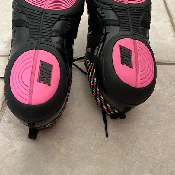 Nike Air Kapelle Womens Black/Pinkfire Rainbow Asymmetrical Weave Sneaker size 8 - Picture 11 of 14
